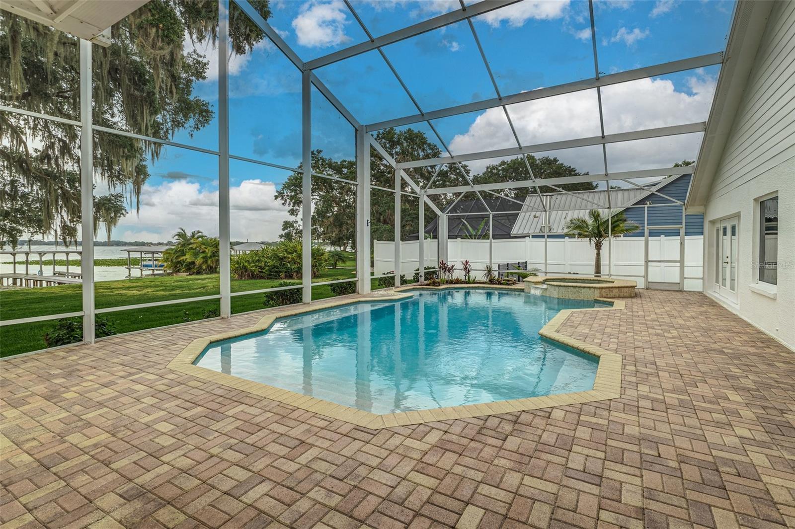 739 SWANN DRIVE