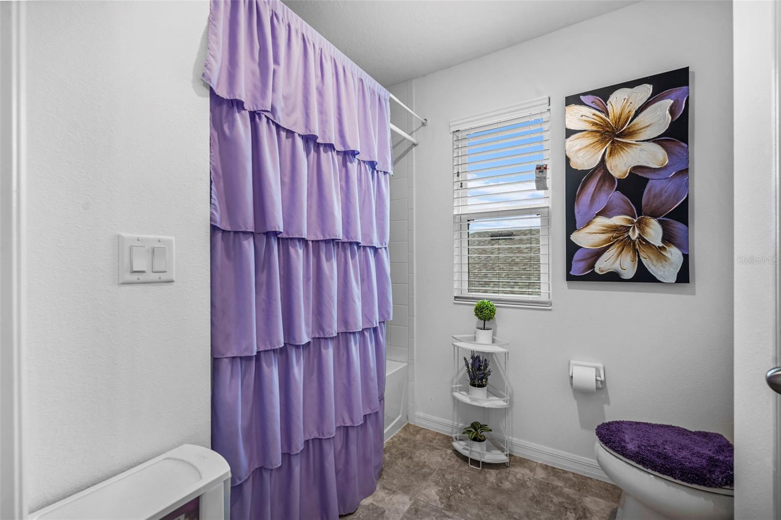 LAKE LINCOLN SUB - Residential