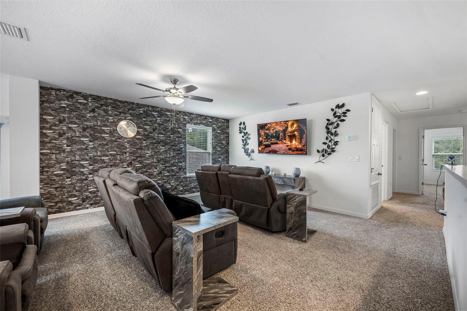 LAKE LINCOLN SUB - Residential