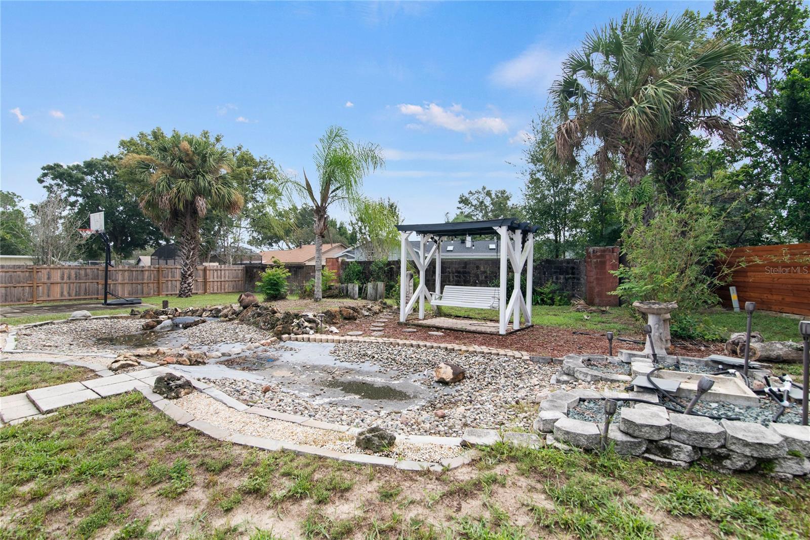 GROVE ESTATES - Residential