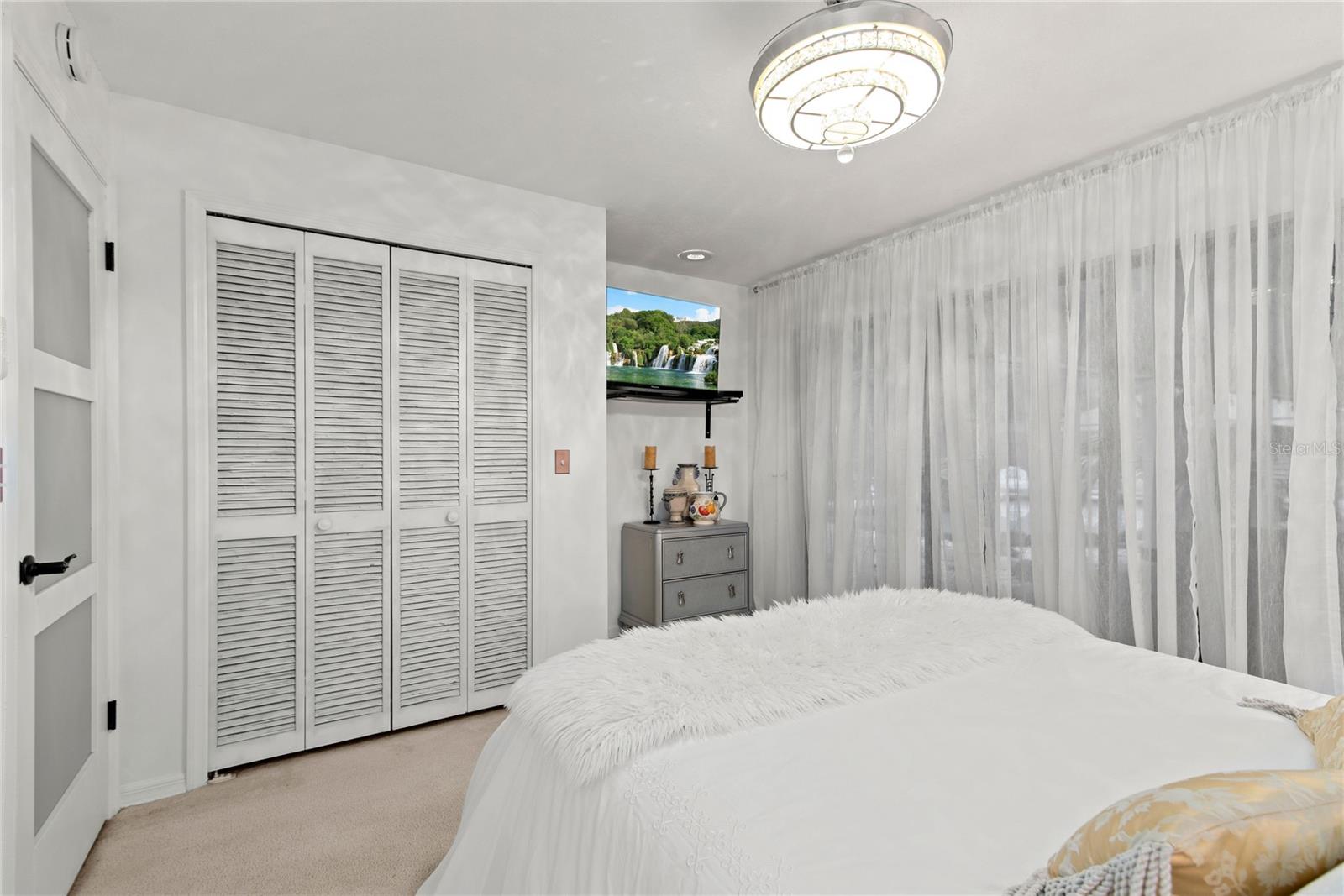 GROVE ESTATES - Residential