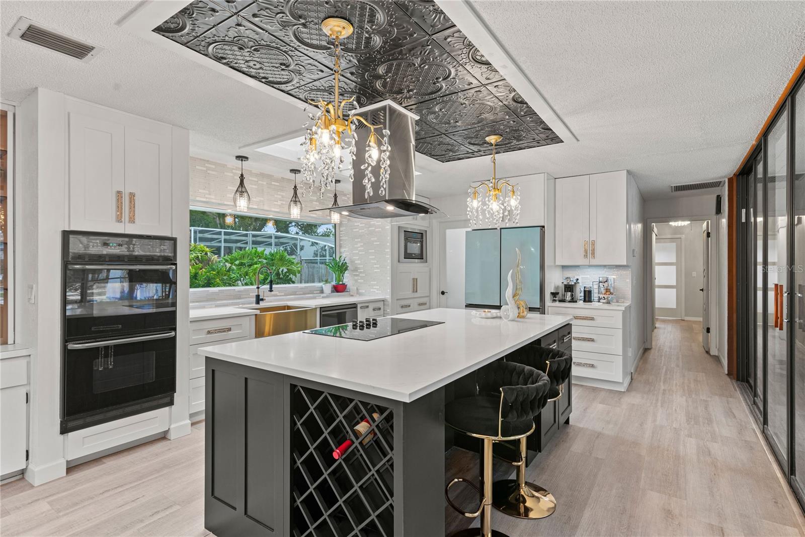 GROVE ESTATES - Residential