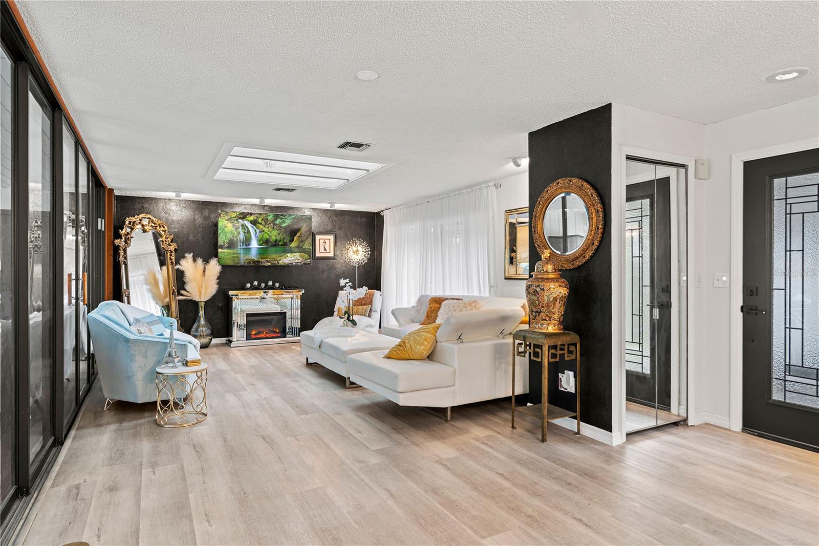 GROVE ESTATES - Residential