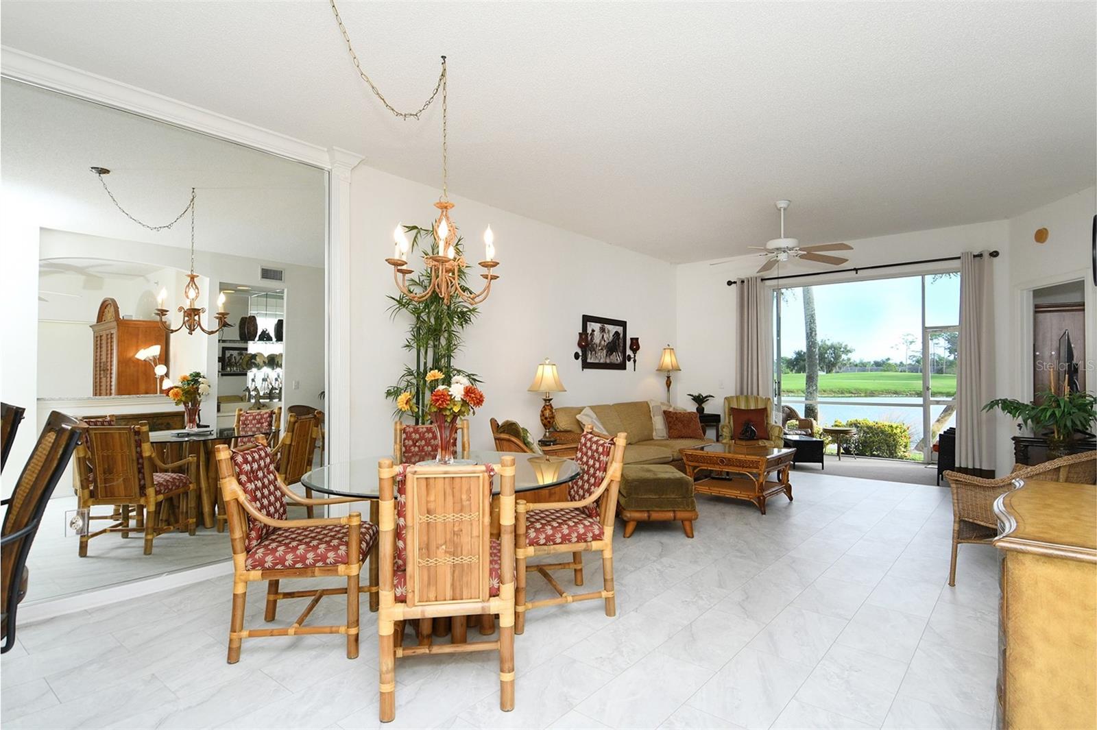 HERITAGE OAKS GOLF & COUNTRY CLUB - Residential