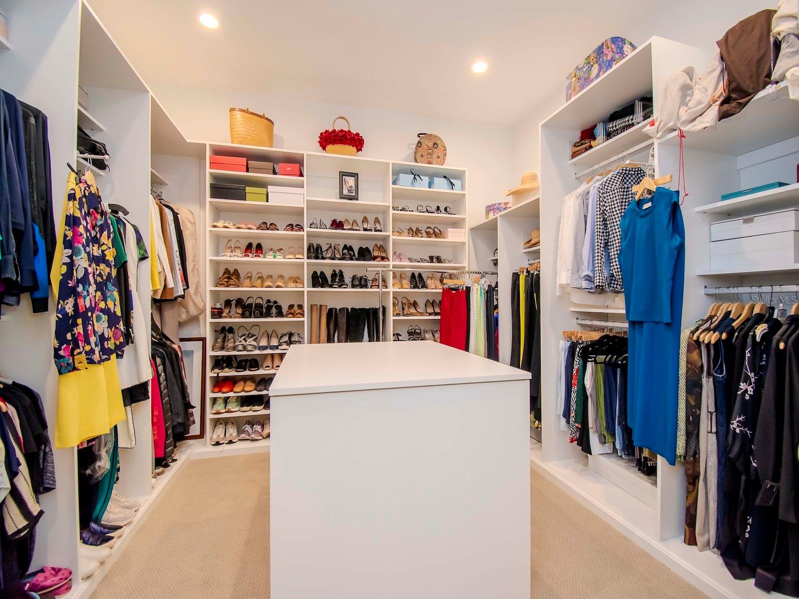 SNELL ISLE SHORES - Residential