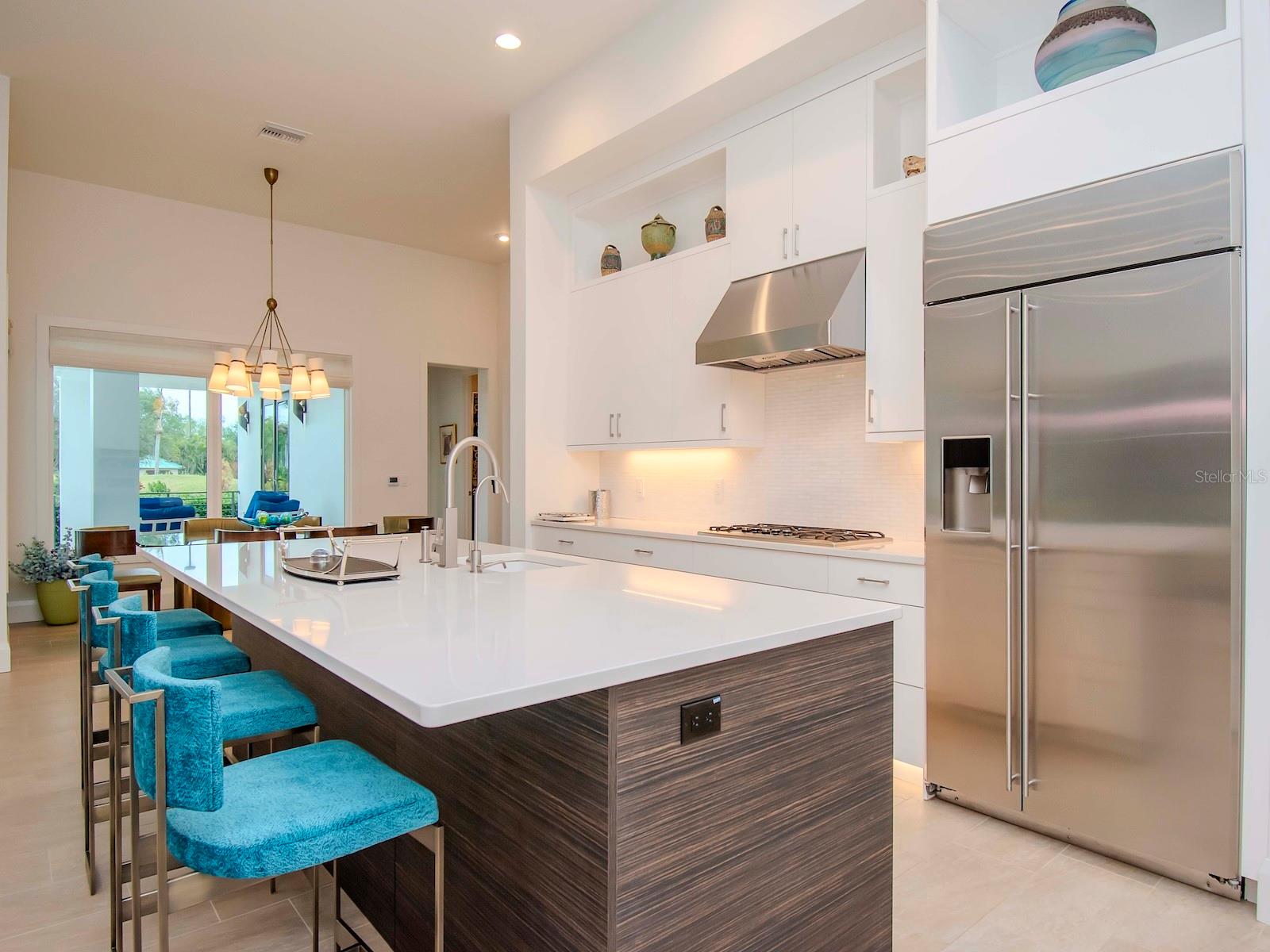 SNELL ISLE SHORES - Residential