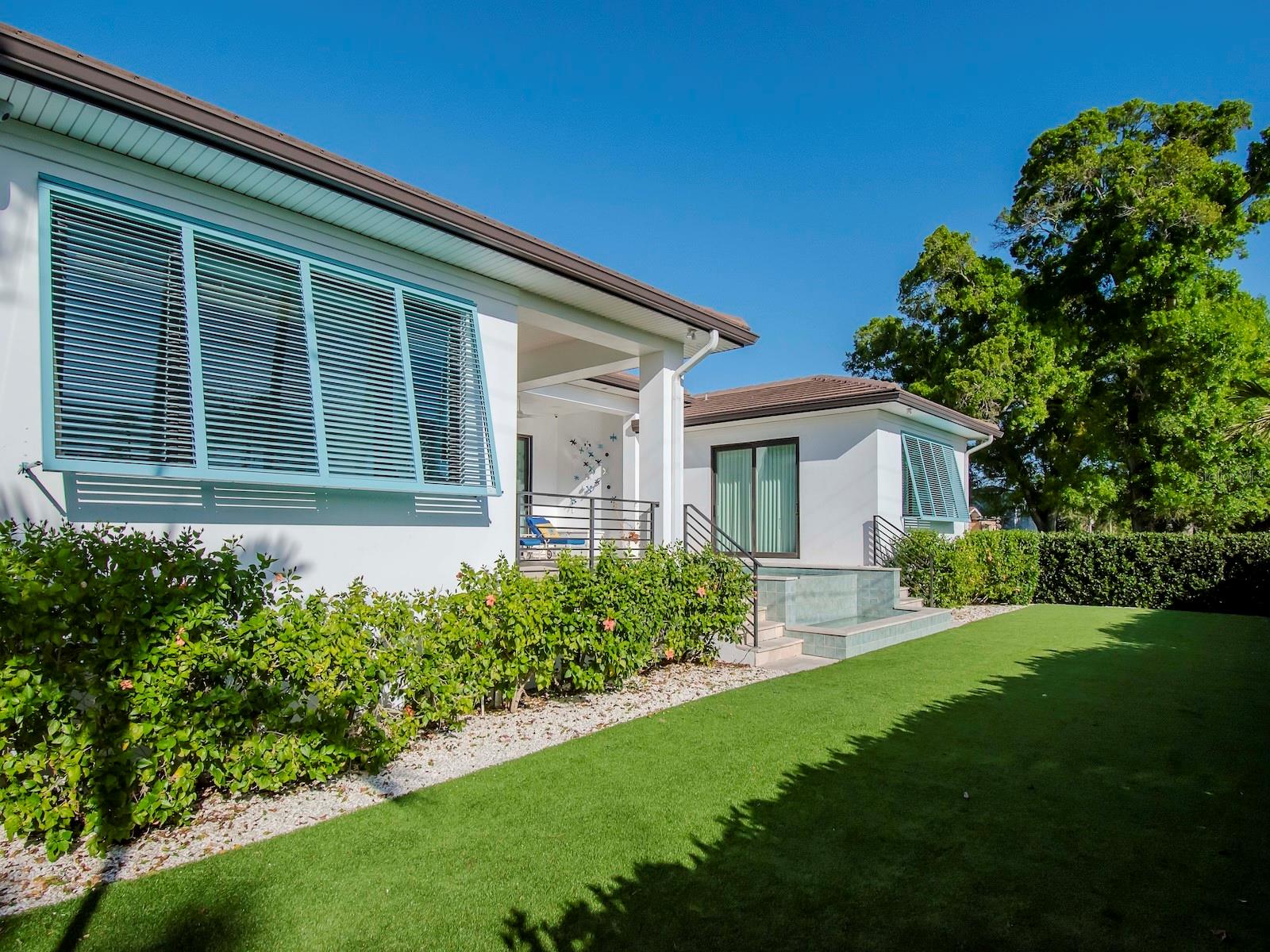 SNELL ISLE SHORES - Residential