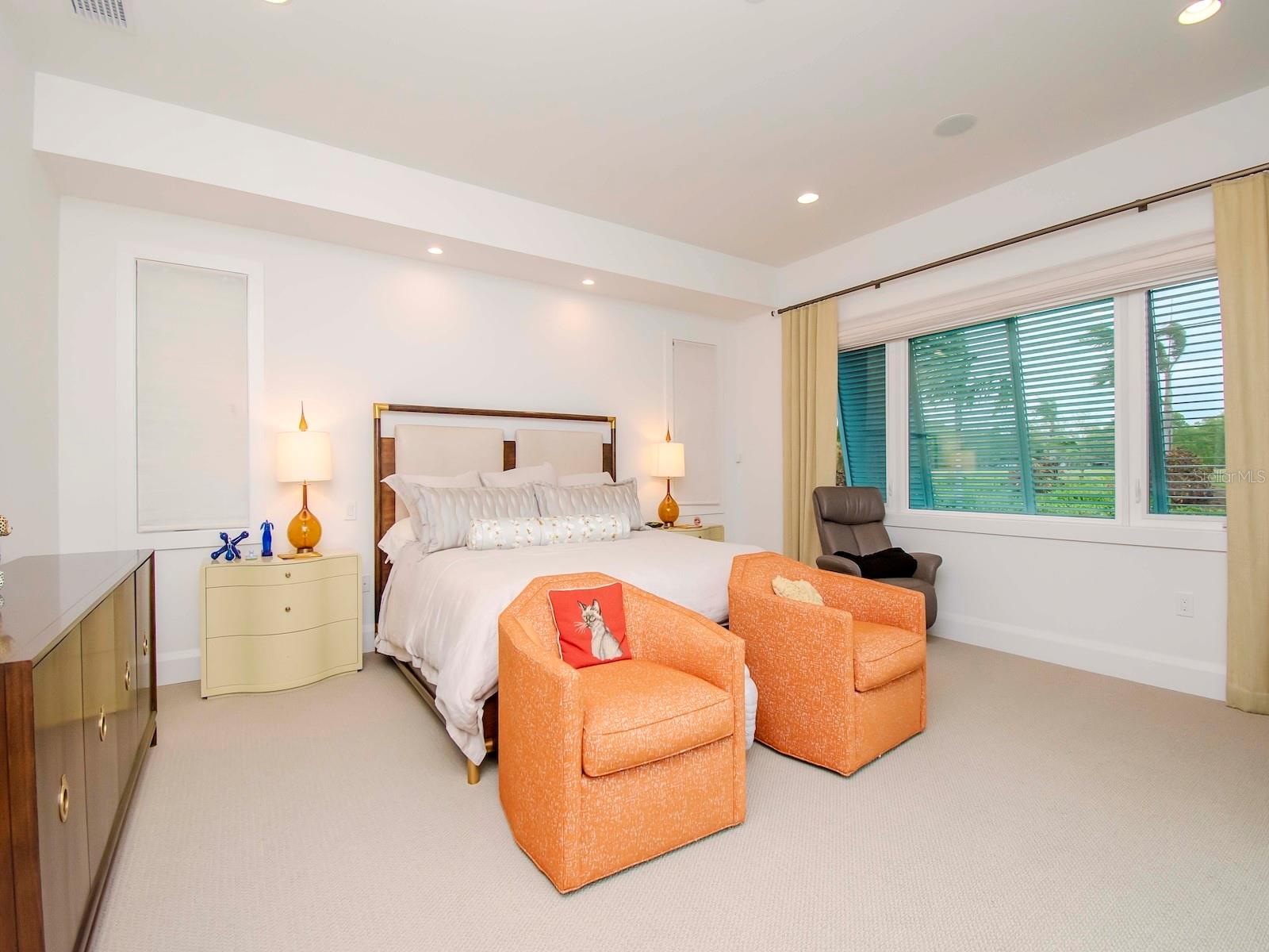 SNELL ISLE SHORES - Residential