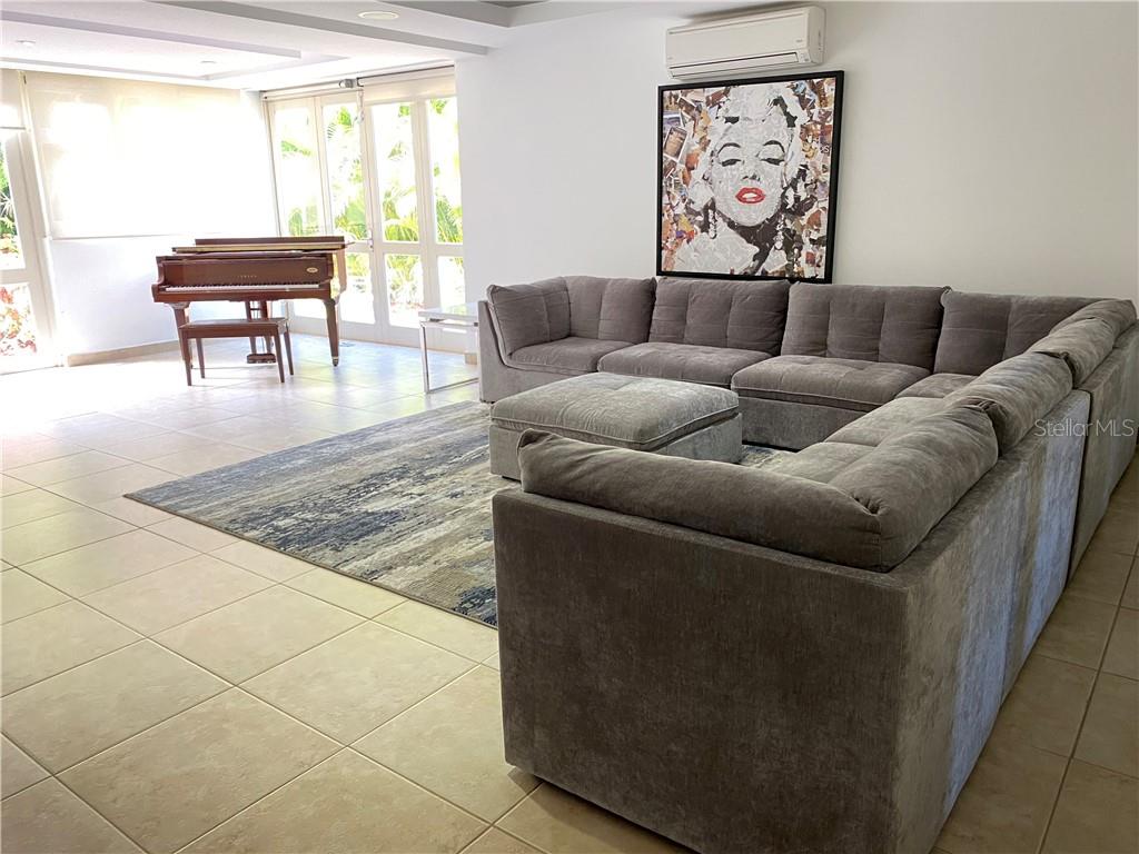 DORADO BEACH EAST - Residential