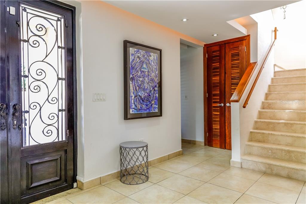 DORADO BEACH EAST - Residential