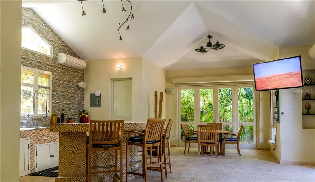 DORADO BEACH EAST - Residential