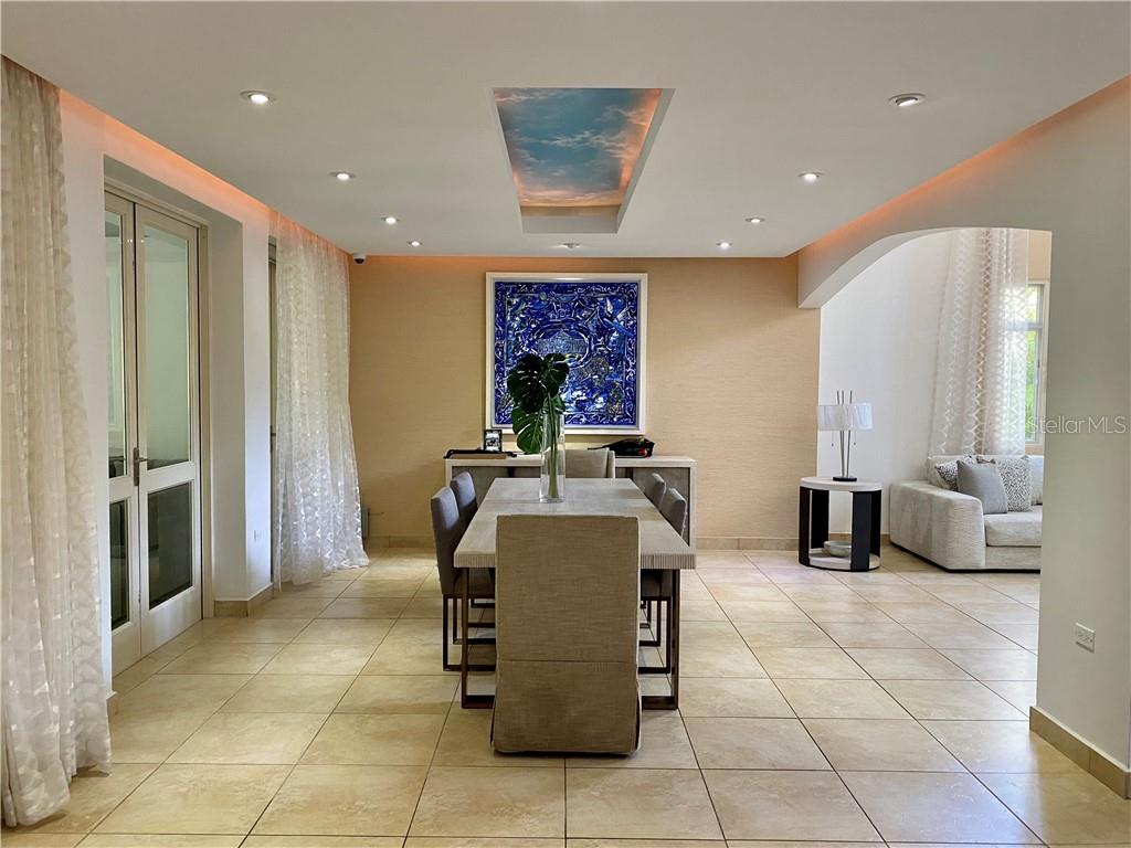 DORADO BEACH EAST - Residential