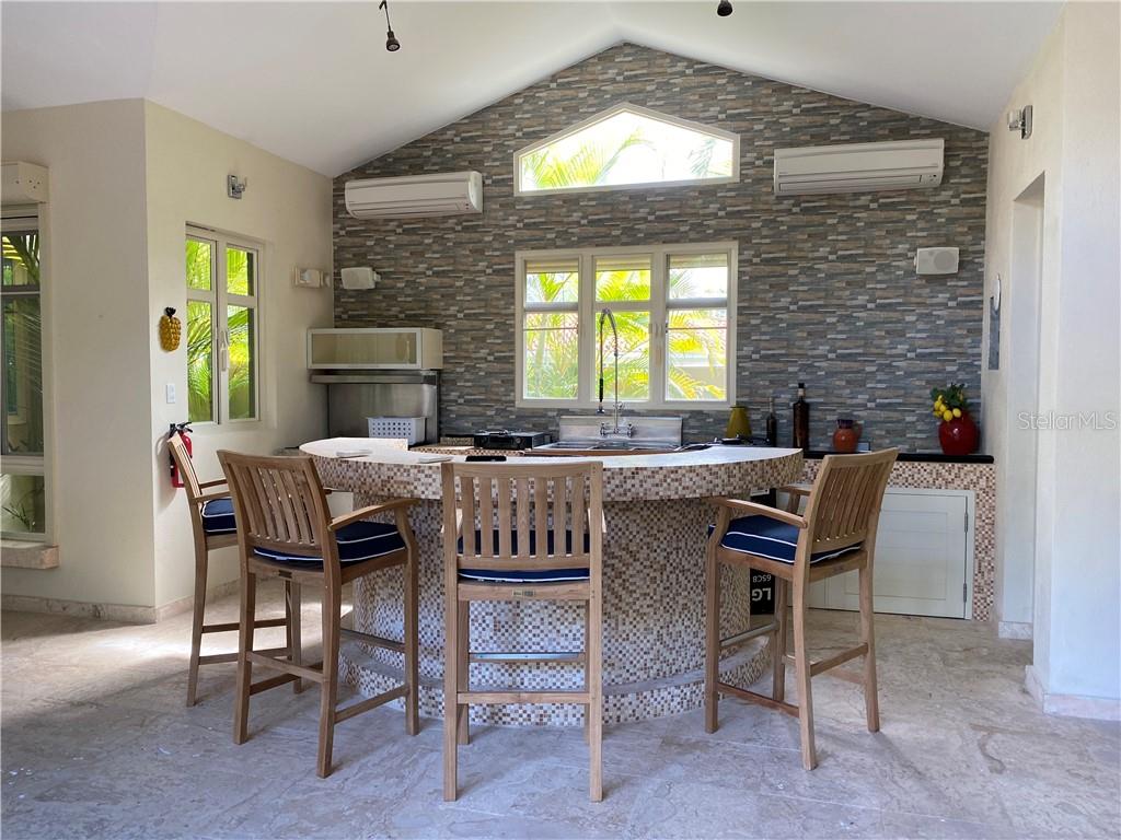 DORADO BEACH EAST - Residential