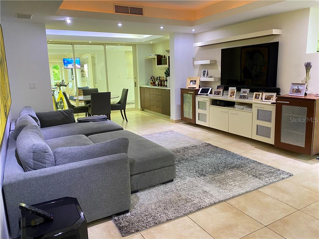 DORADO BEACH EAST - Residential