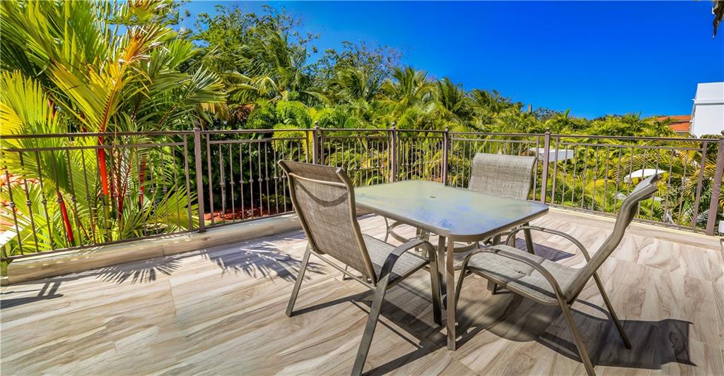 DORADO BEACH EAST - Residential