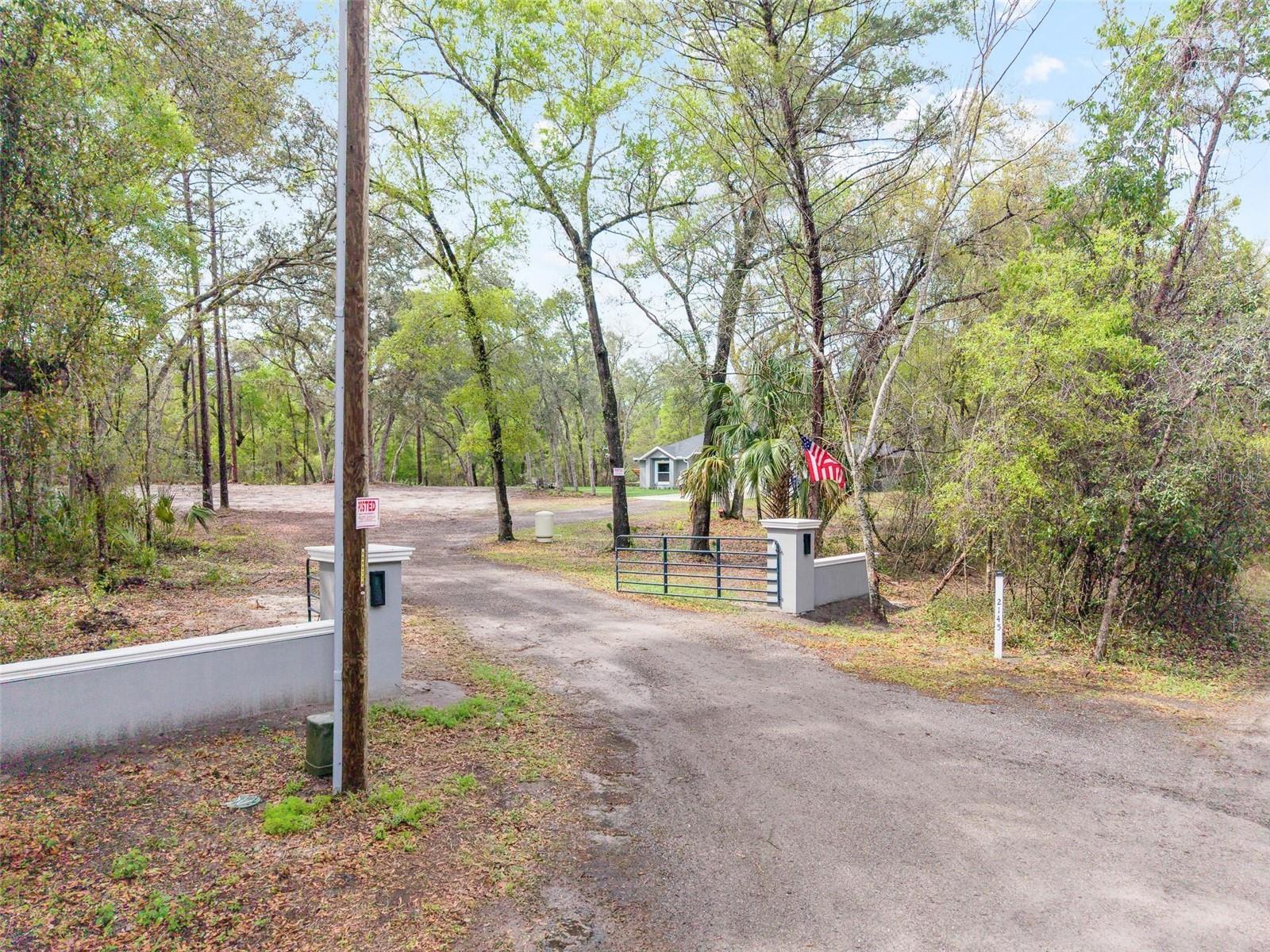 LAKE BERESFORD HEIGHTS - Residential