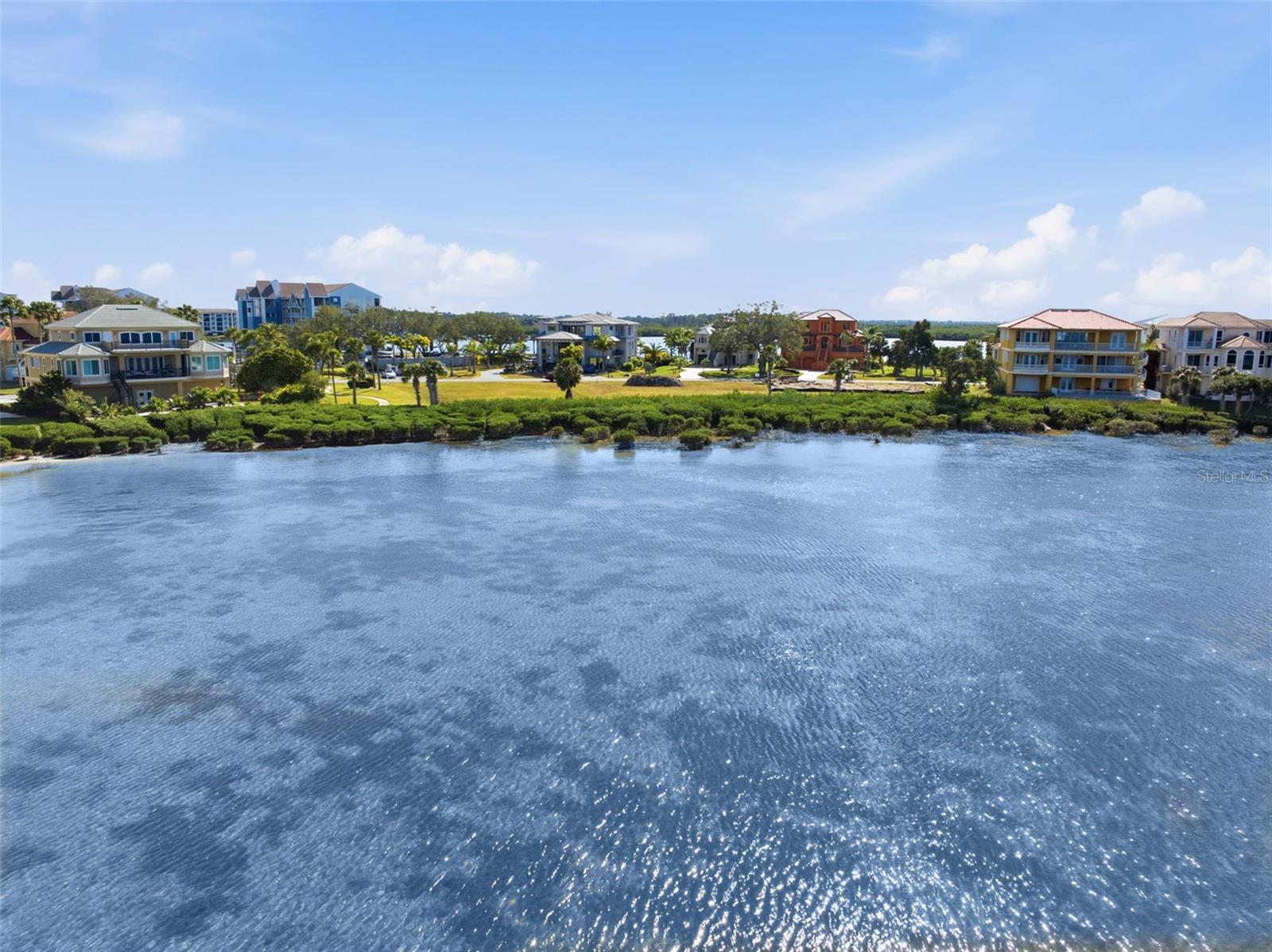 HARBORPOINTE - Residential