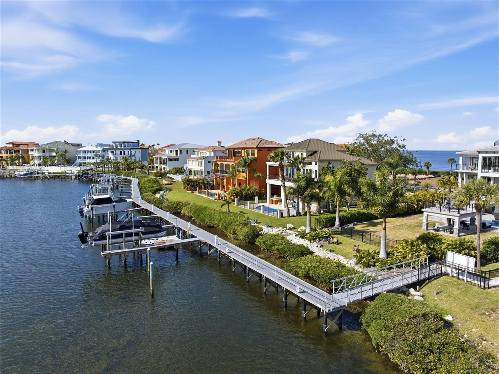 HARBORPOINTE - Residential