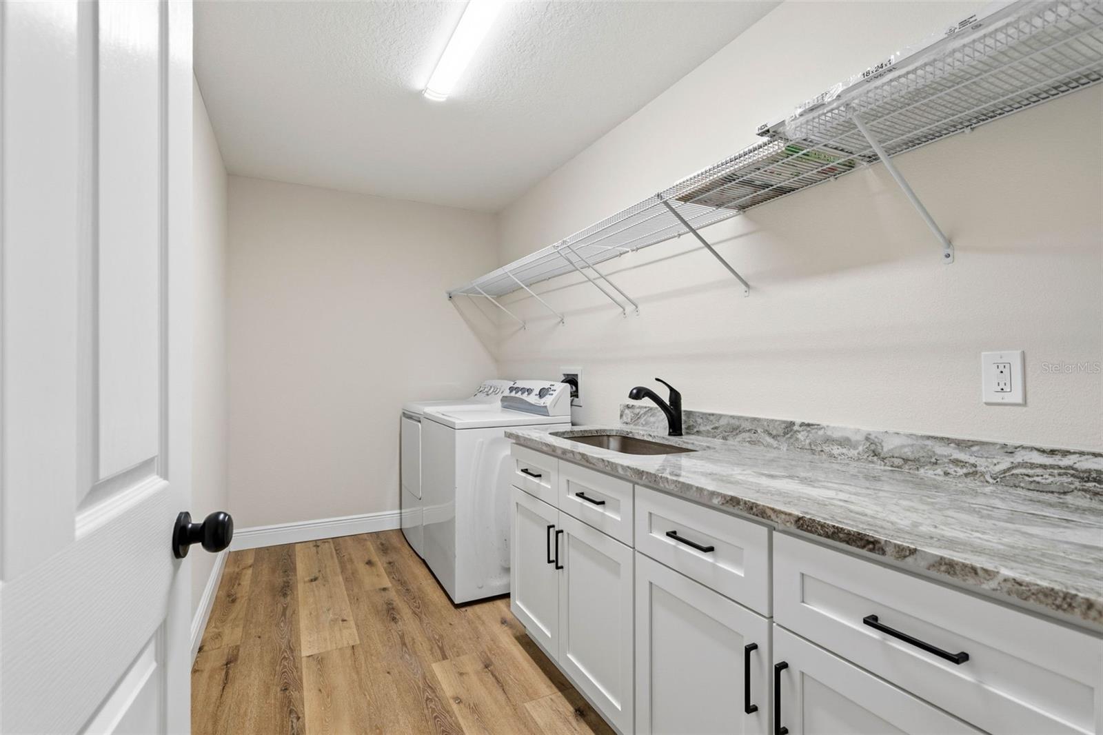 OAKRIDGE ESTATES - Residential