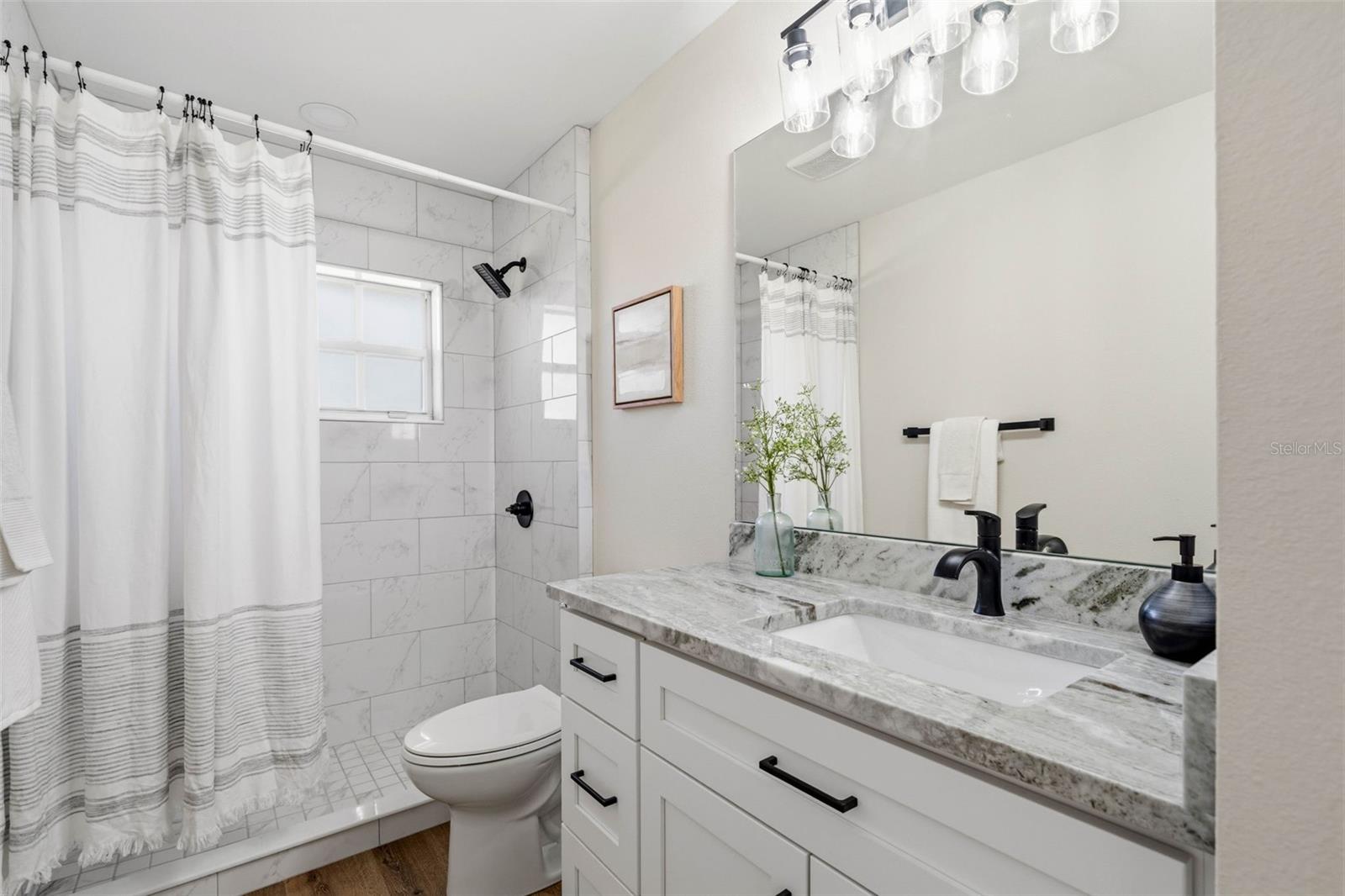 OAKRIDGE ESTATES - Residential