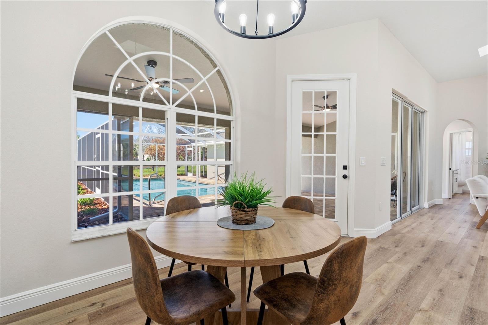 OAKRIDGE ESTATES - Residential