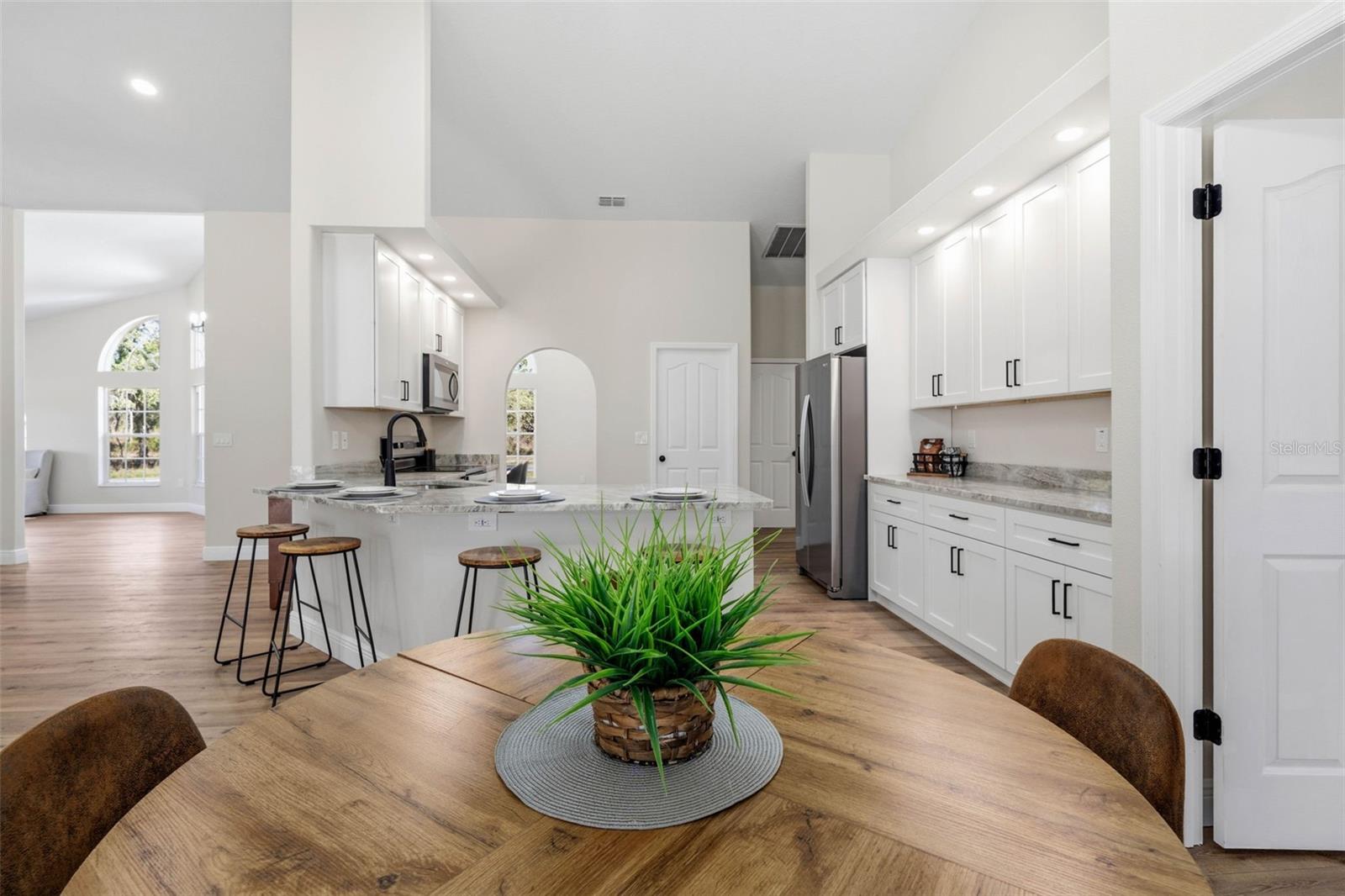 OAKRIDGE ESTATES - Residential