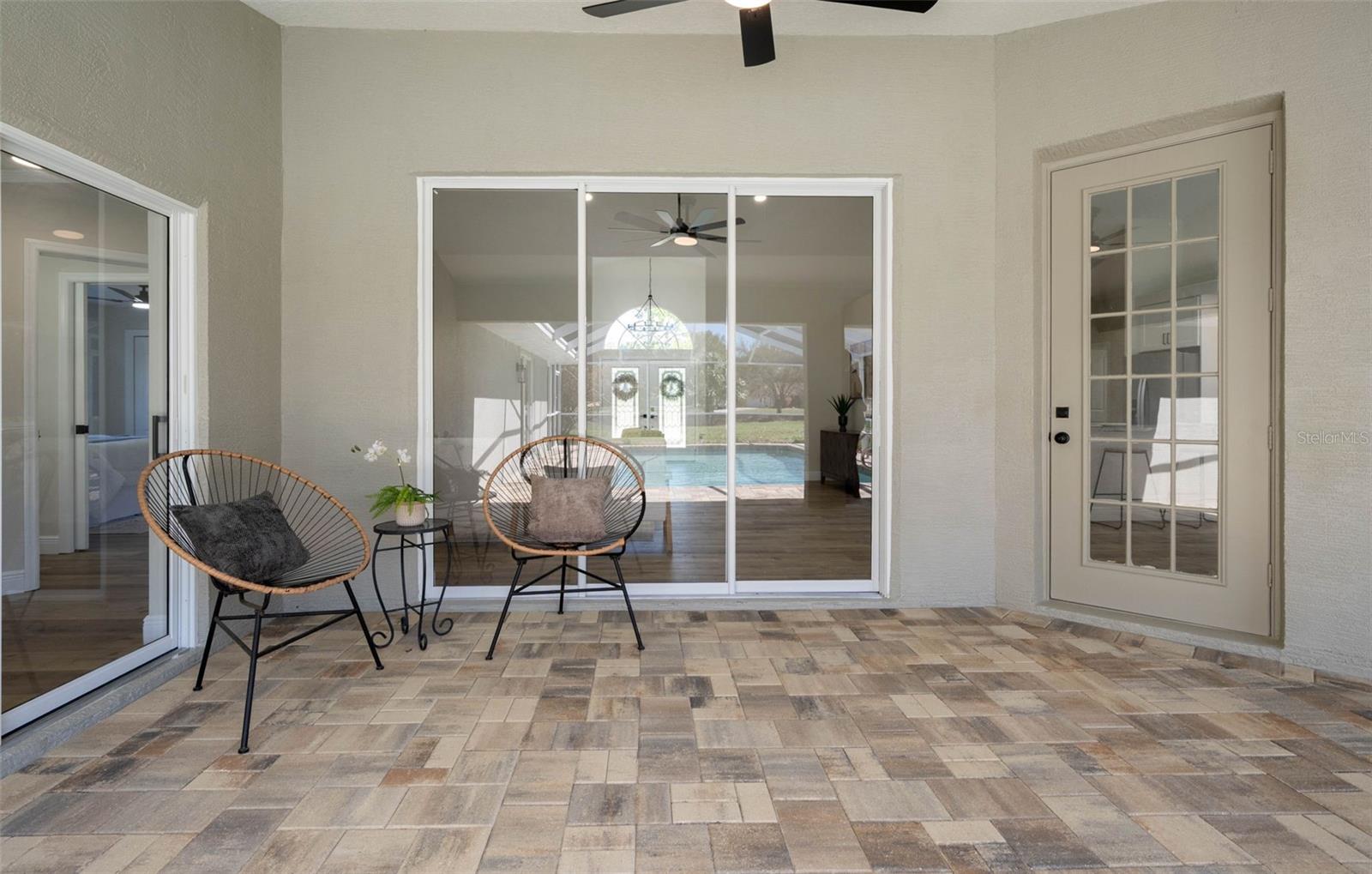 OAKRIDGE ESTATES - Residential