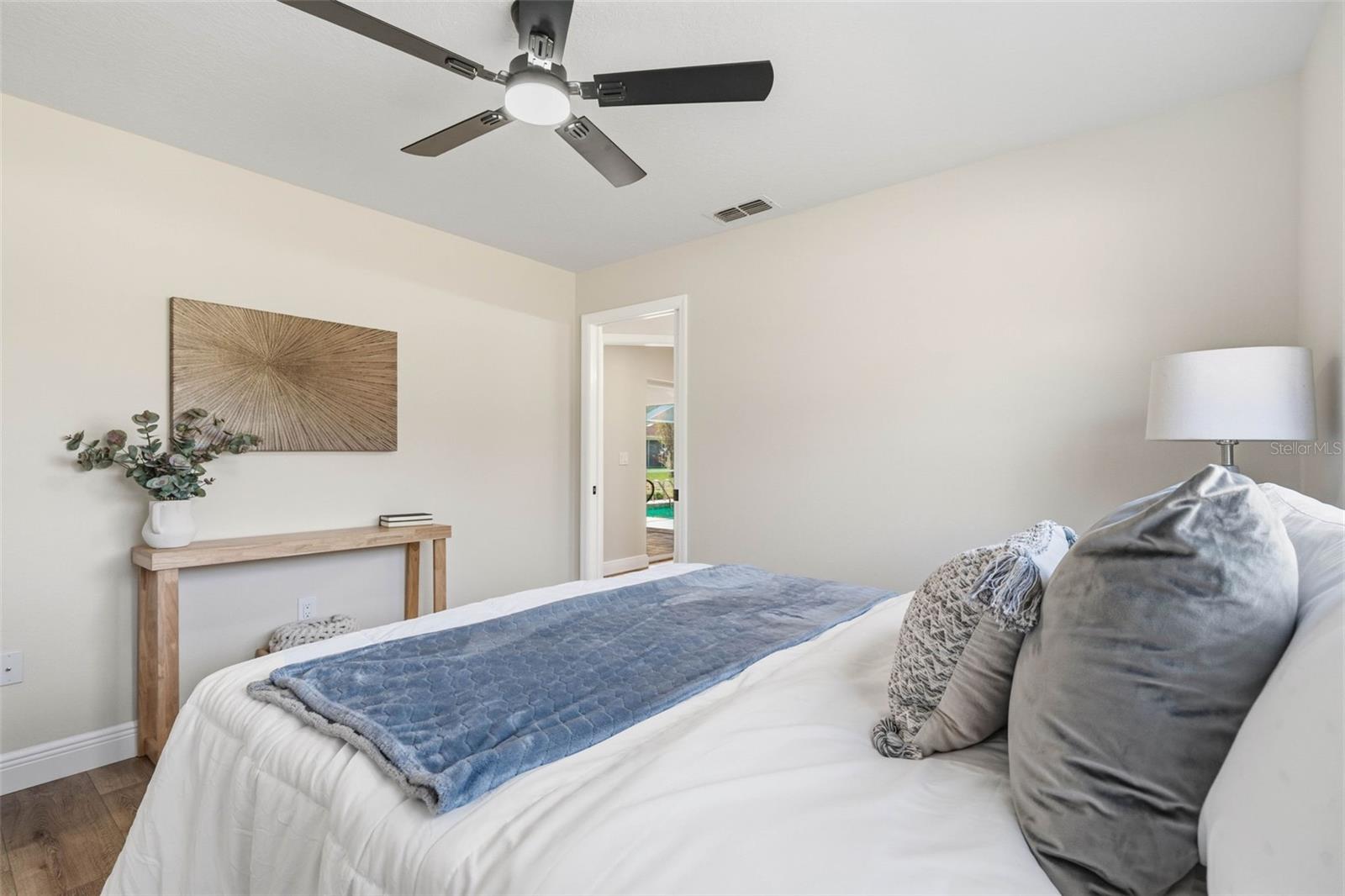 OAKRIDGE ESTATES - Residential