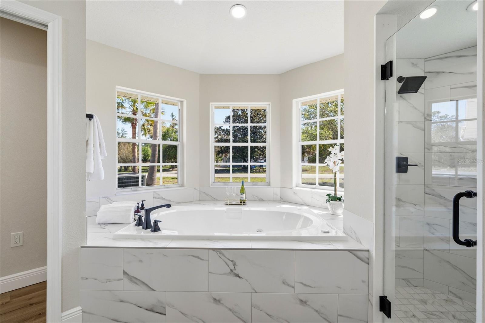 OAKRIDGE ESTATES - Residential