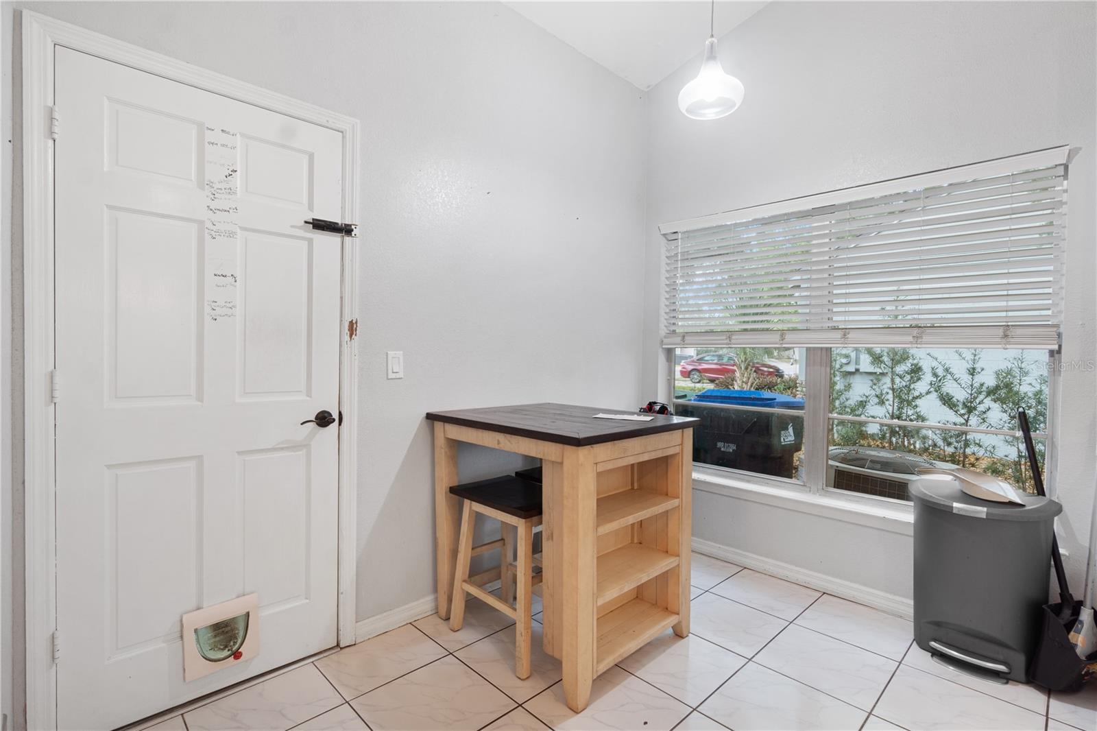 COUNTRY GROVE - Residential