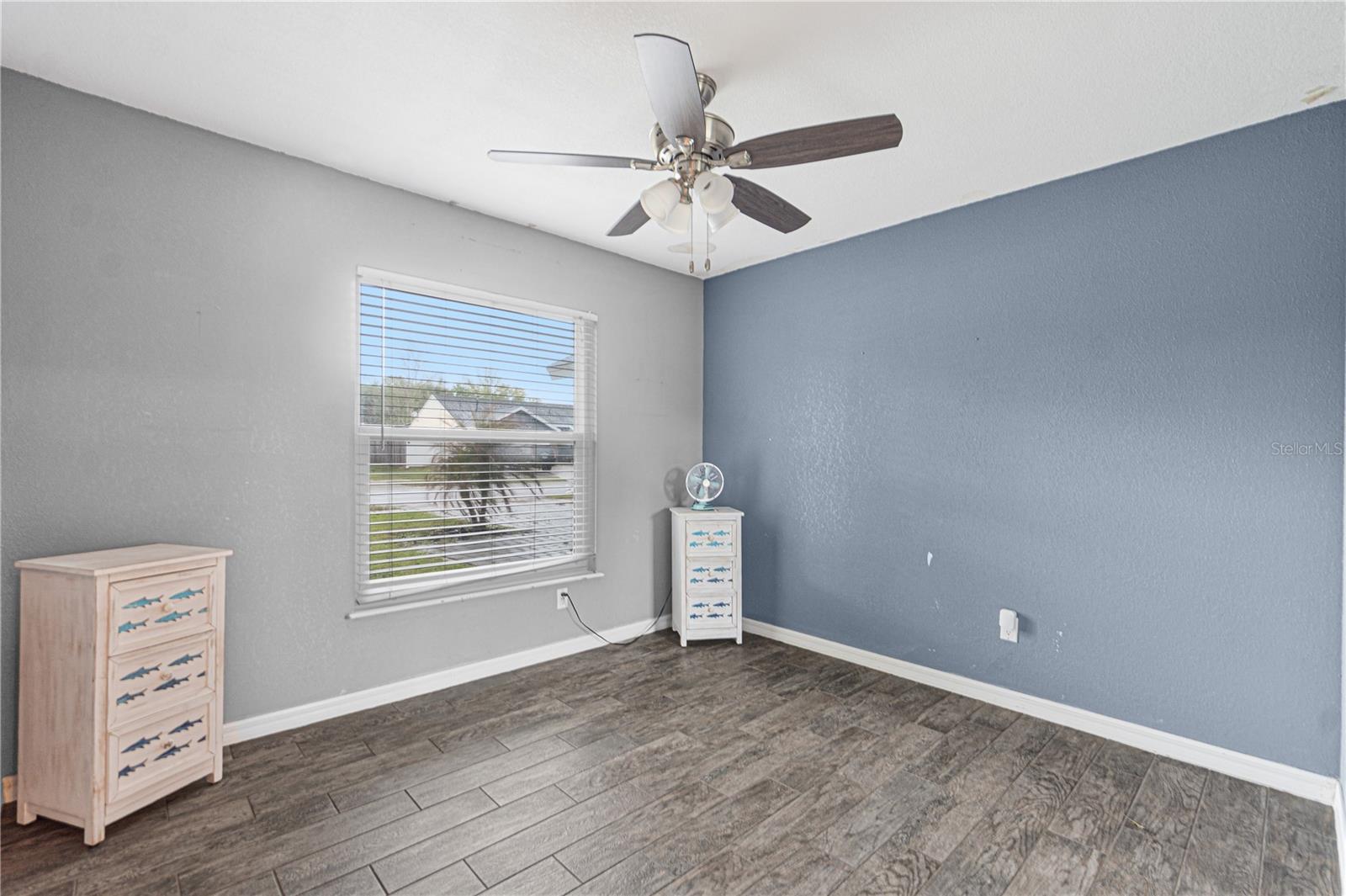 COUNTRY GROVE - Residential