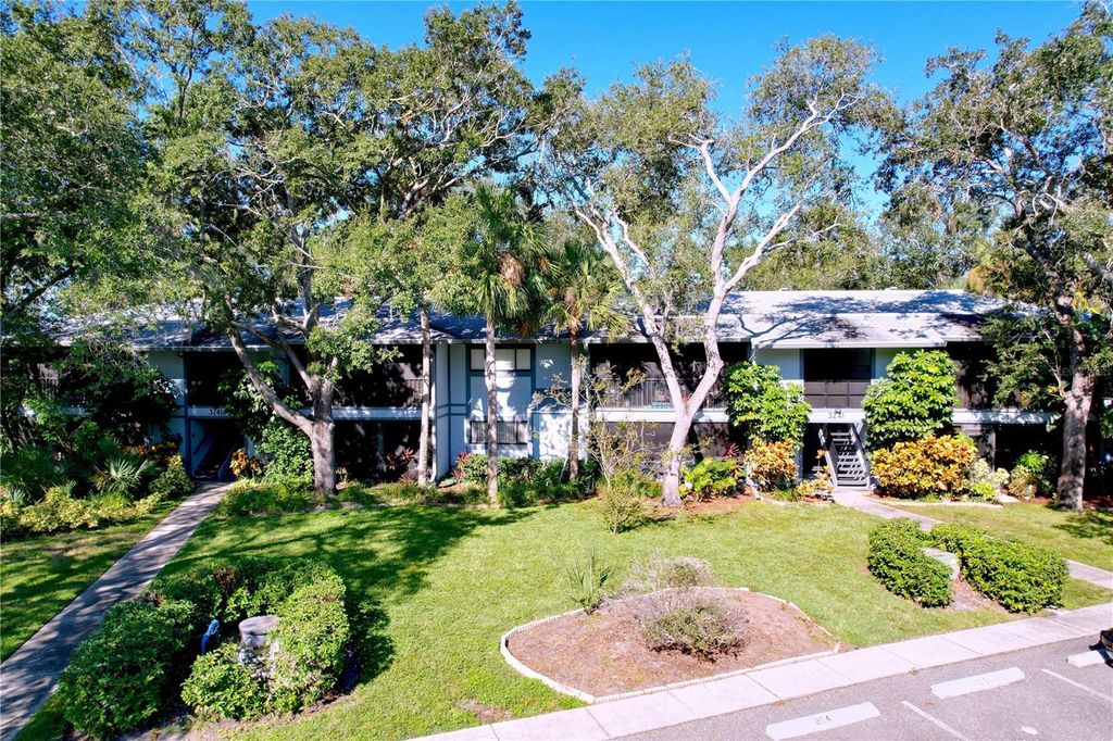 Photo of 3241 Fox Chase Circle N #103, Palm Harbor, FL 34683 (MLS # TB8441653)
