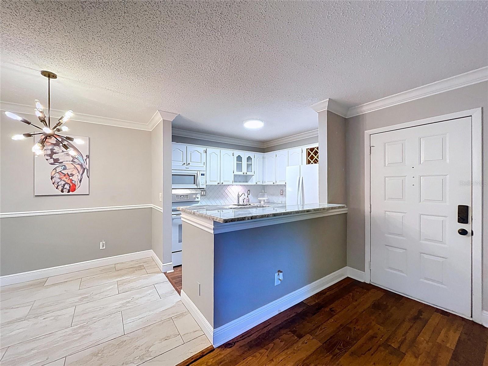 3241 FOX CHASE CIRCLE N 103