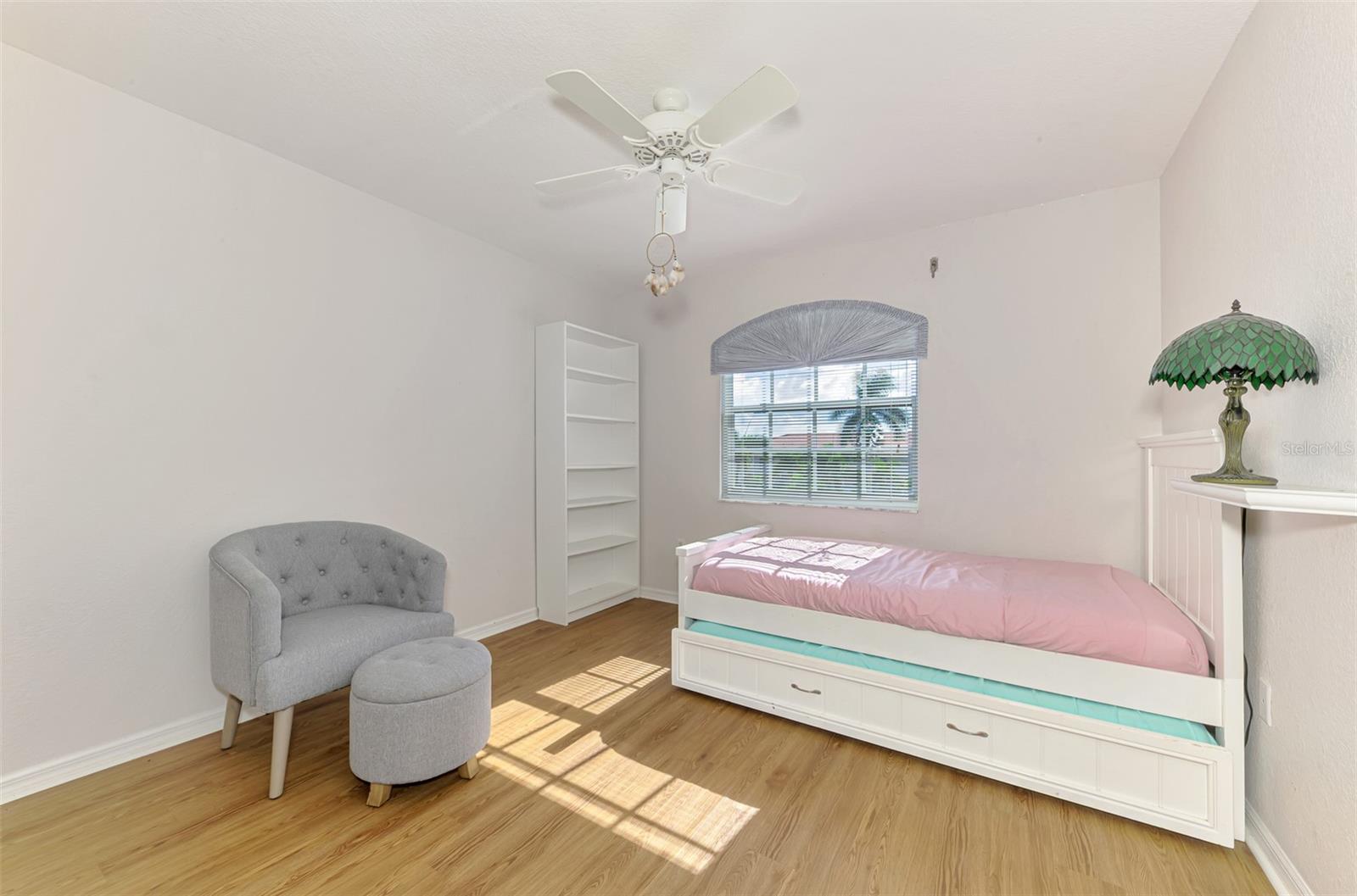 BREAKERS POINT PH 02 - Residential