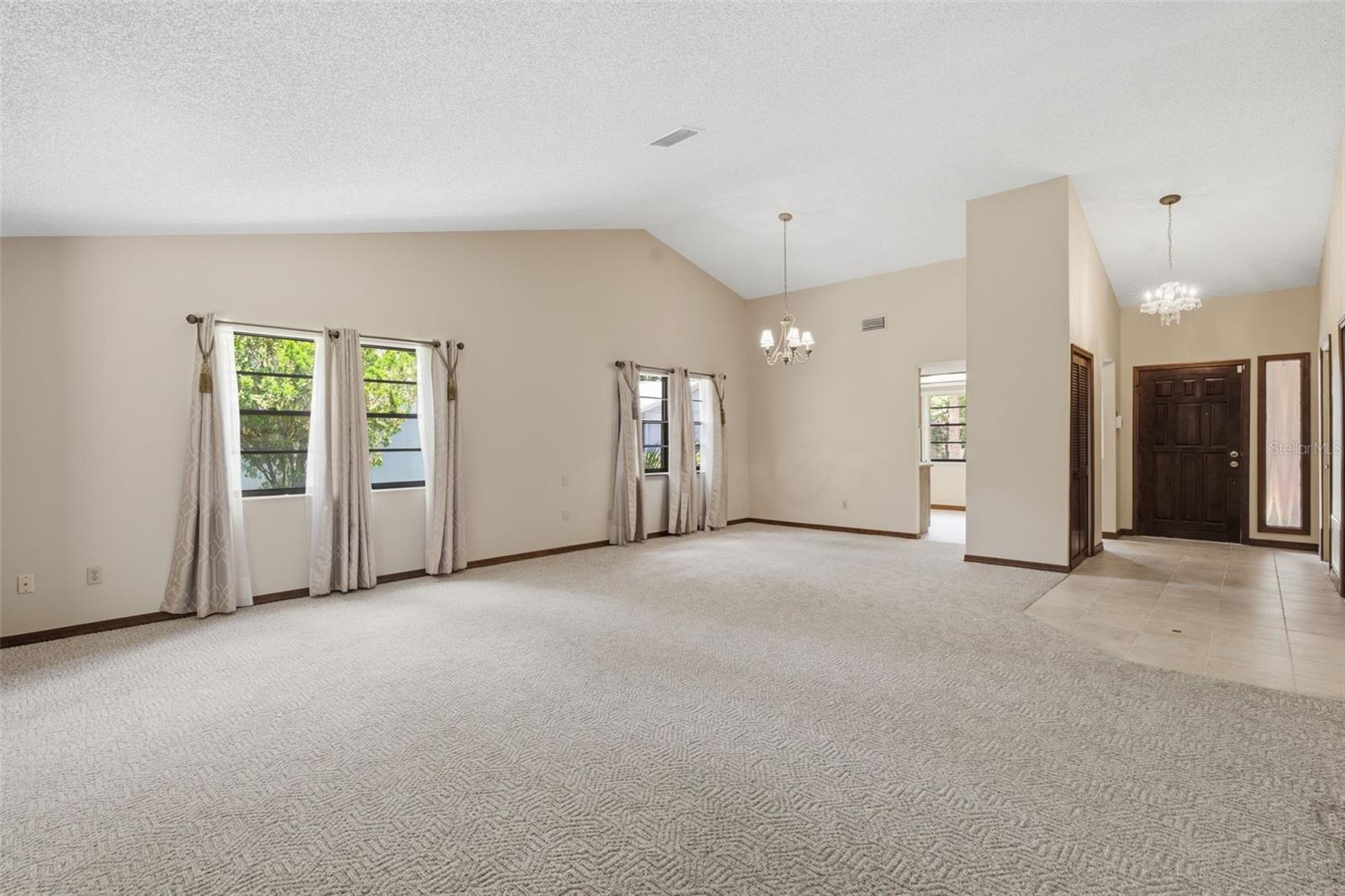 30 RAMBLEWOOD TRAIL