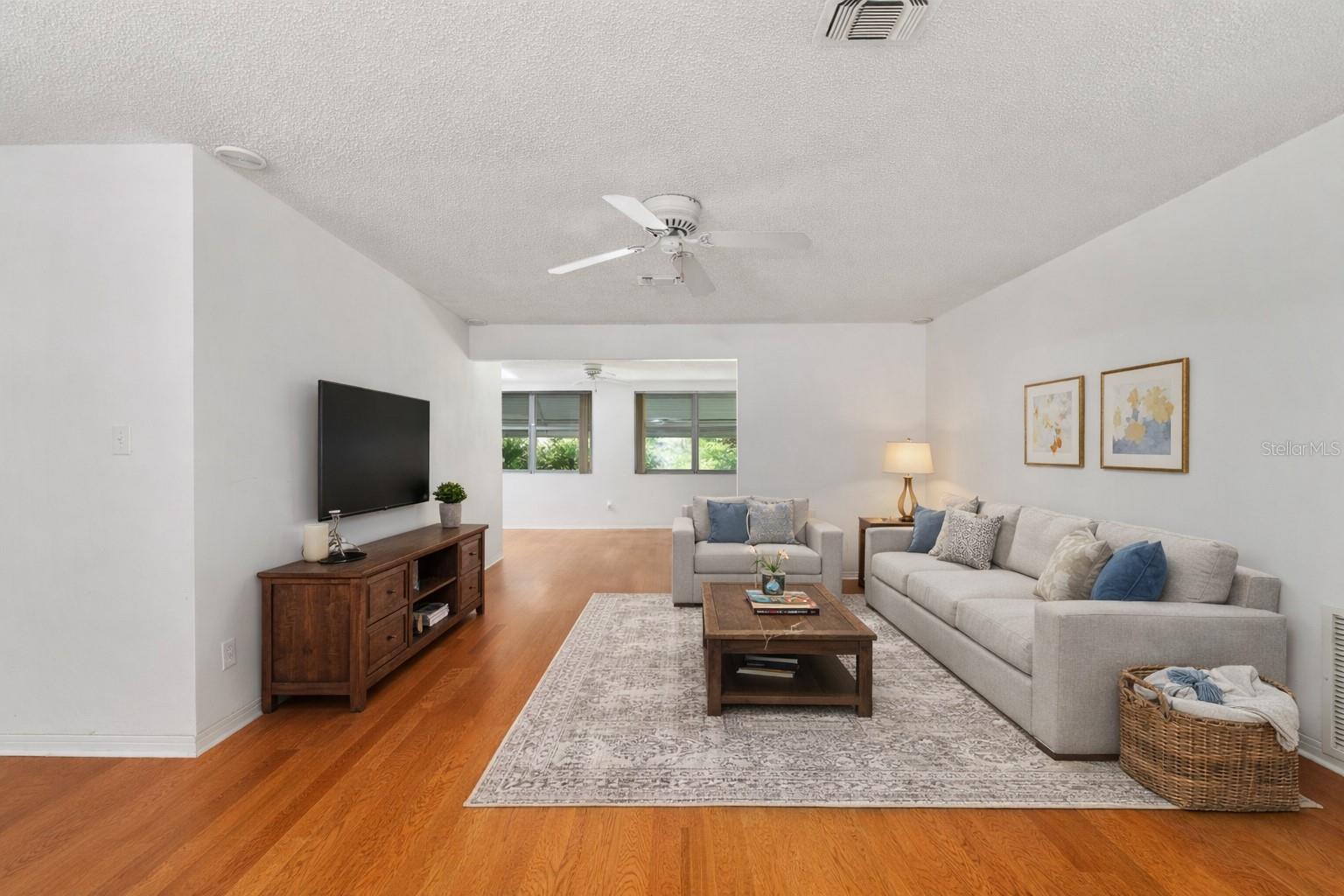 WILLISTON HIGHLANDS - Residential