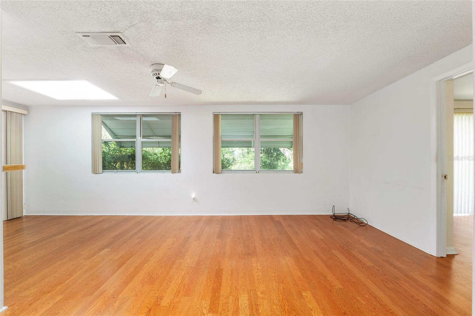 WILLISTON HIGHLANDS - Residential