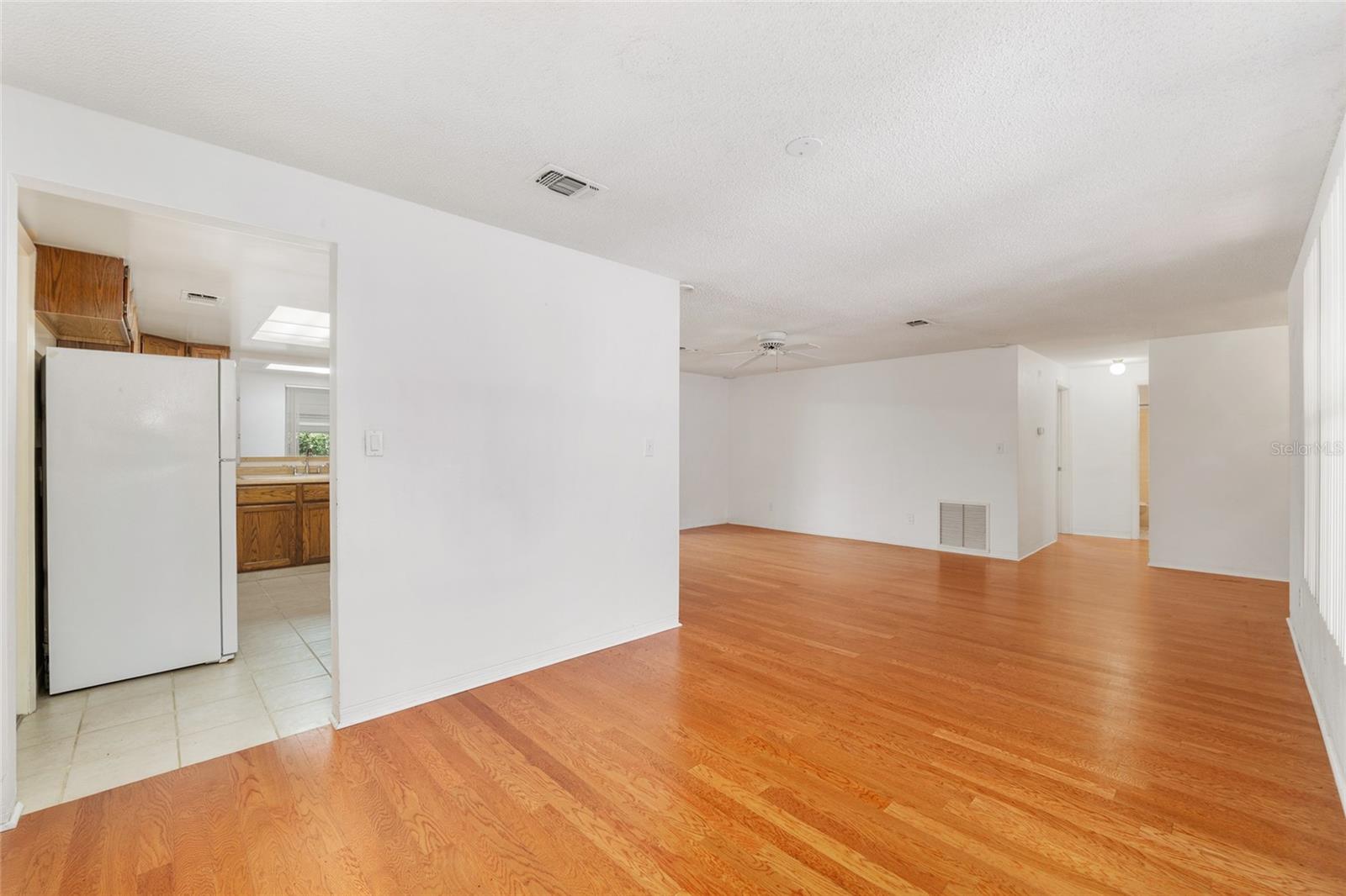 WILLISTON HIGHLANDS - Residential