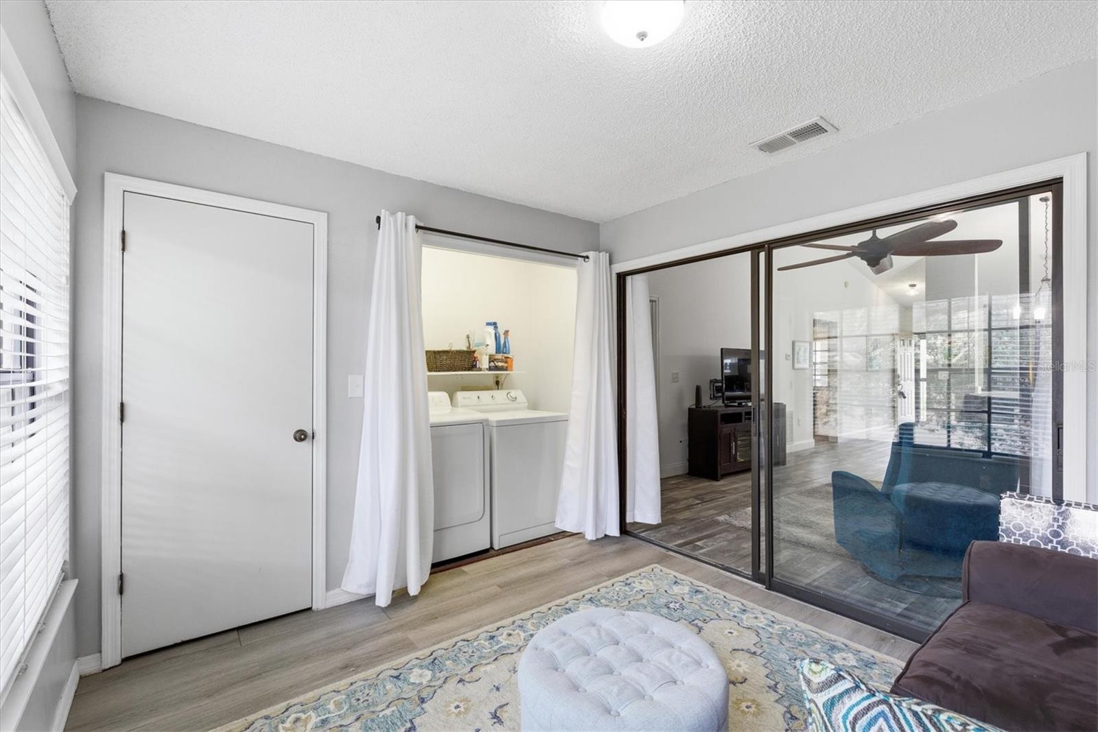 FOREST PARK CONDO - Residential