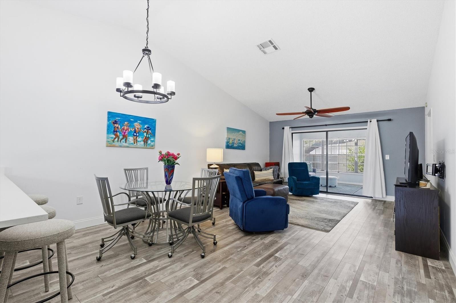 FOREST PARK CONDO - Residential