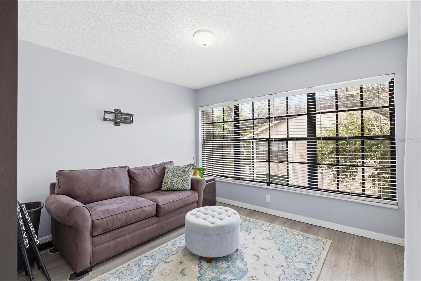 FOREST PARK CONDO - Residential