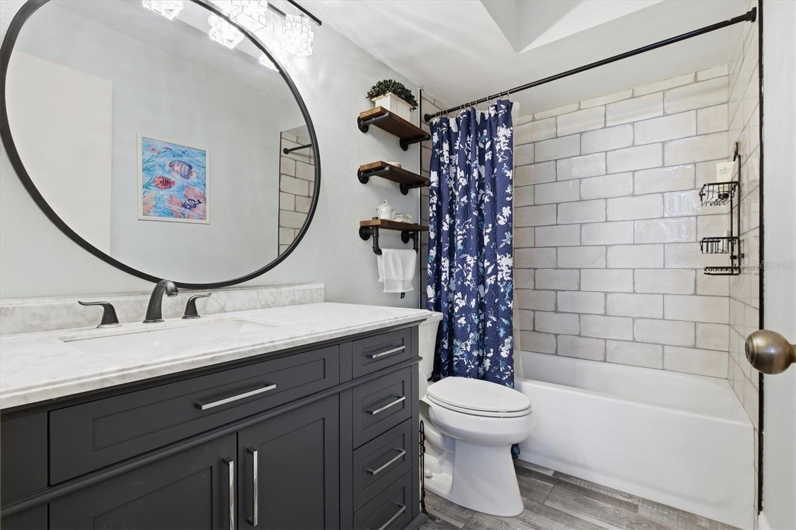 FOREST PARK CONDO - Residential