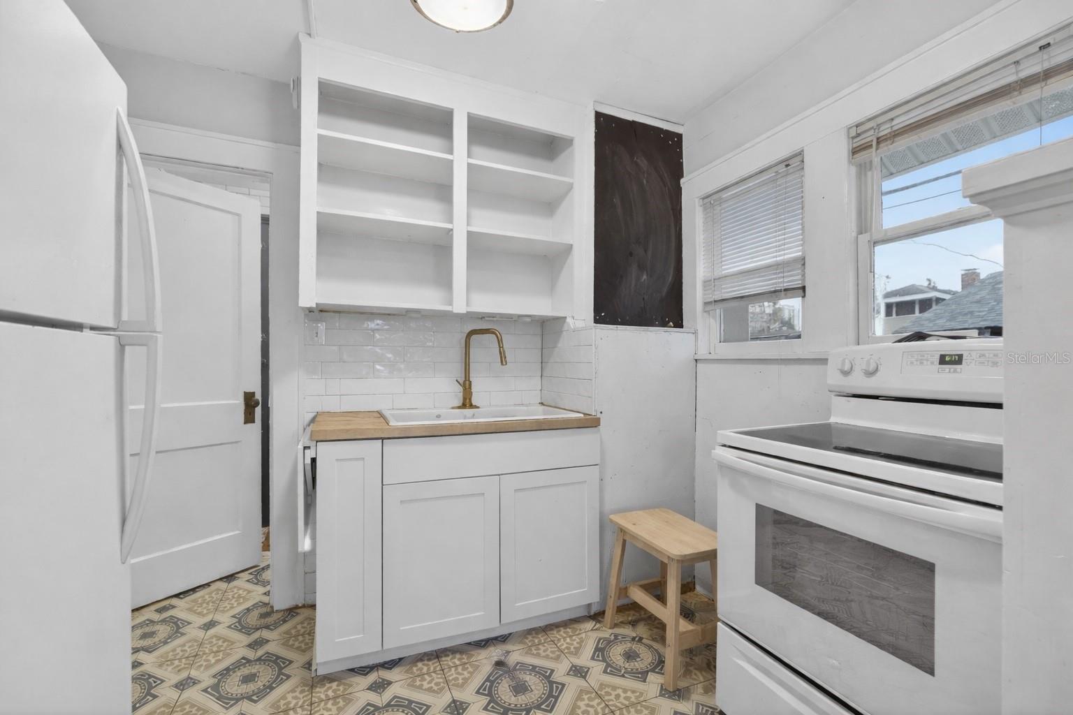 BRUNSONS SUB - Residential Income