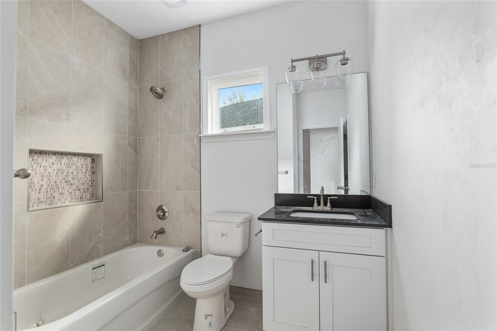 GRAND OAKS - Residential