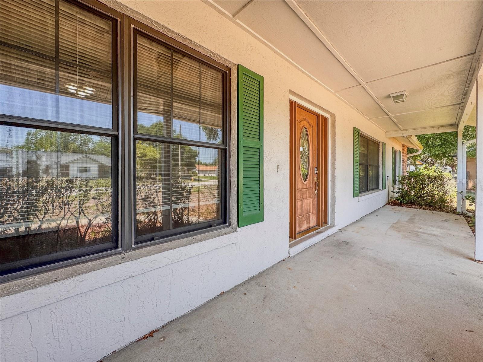 1742 WILLA CIRCLE