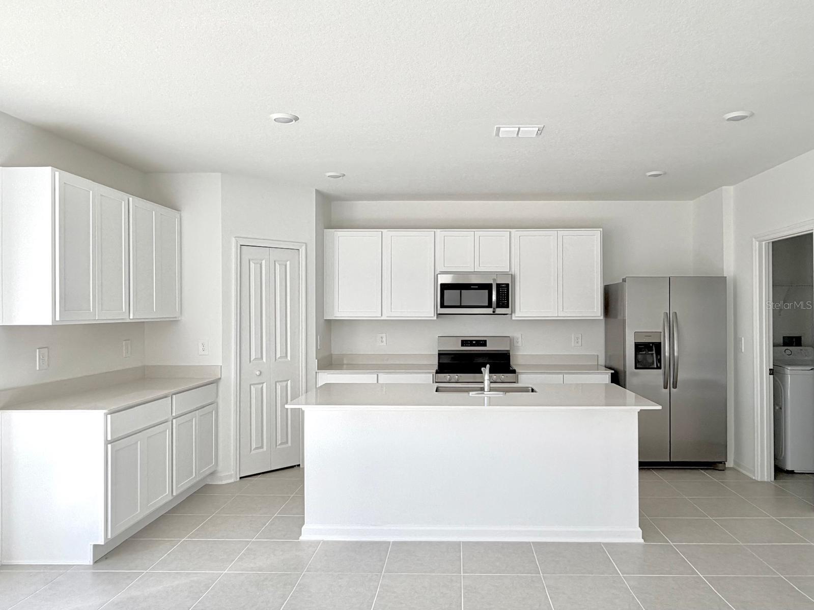 HUNT CLUB/LK WALES PH 1 - Residential Lease