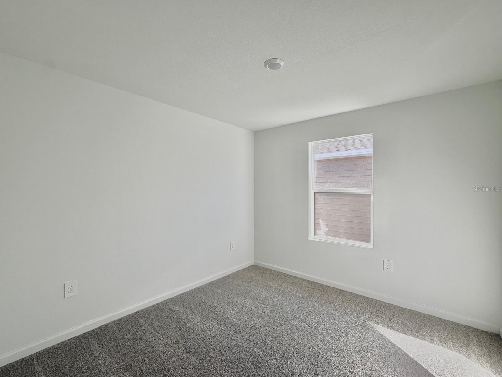 HUNT CLUB/LK WALES PH 1 - Residential Lease