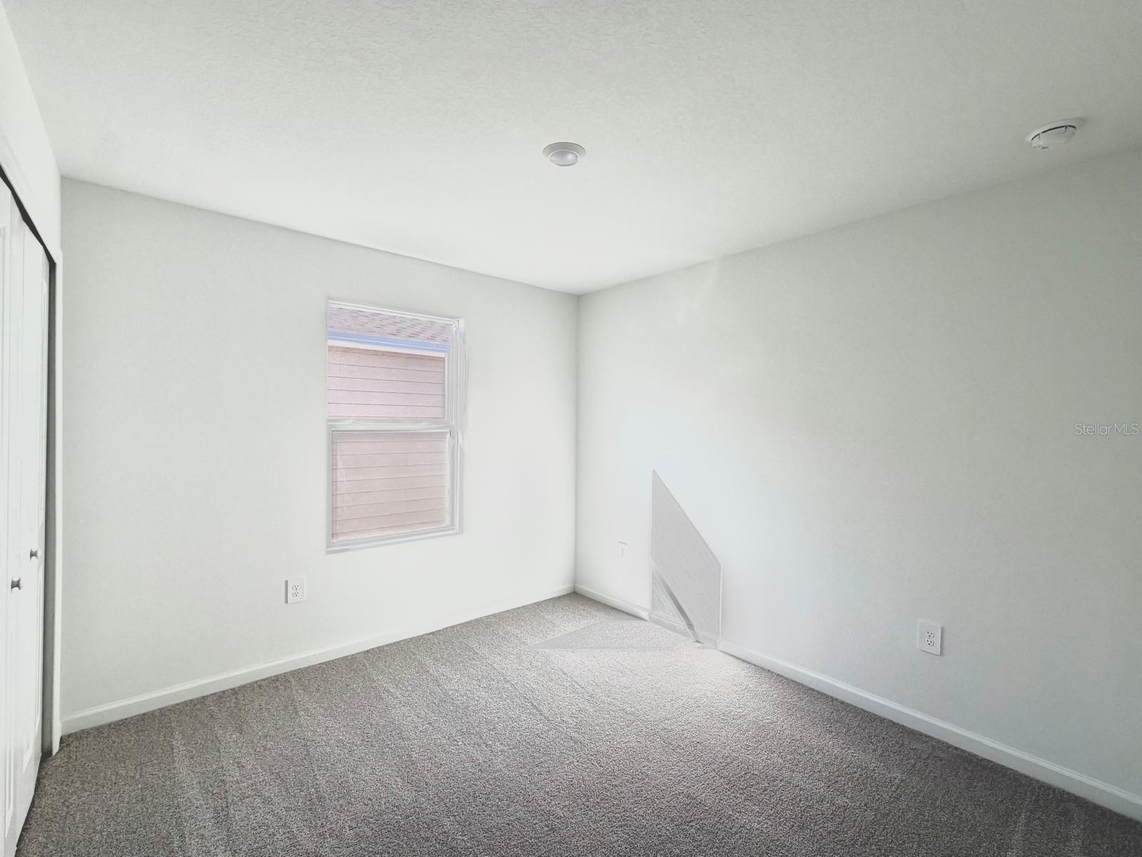 HUNT CLUB/LK WALES PH 1 - Residential Lease