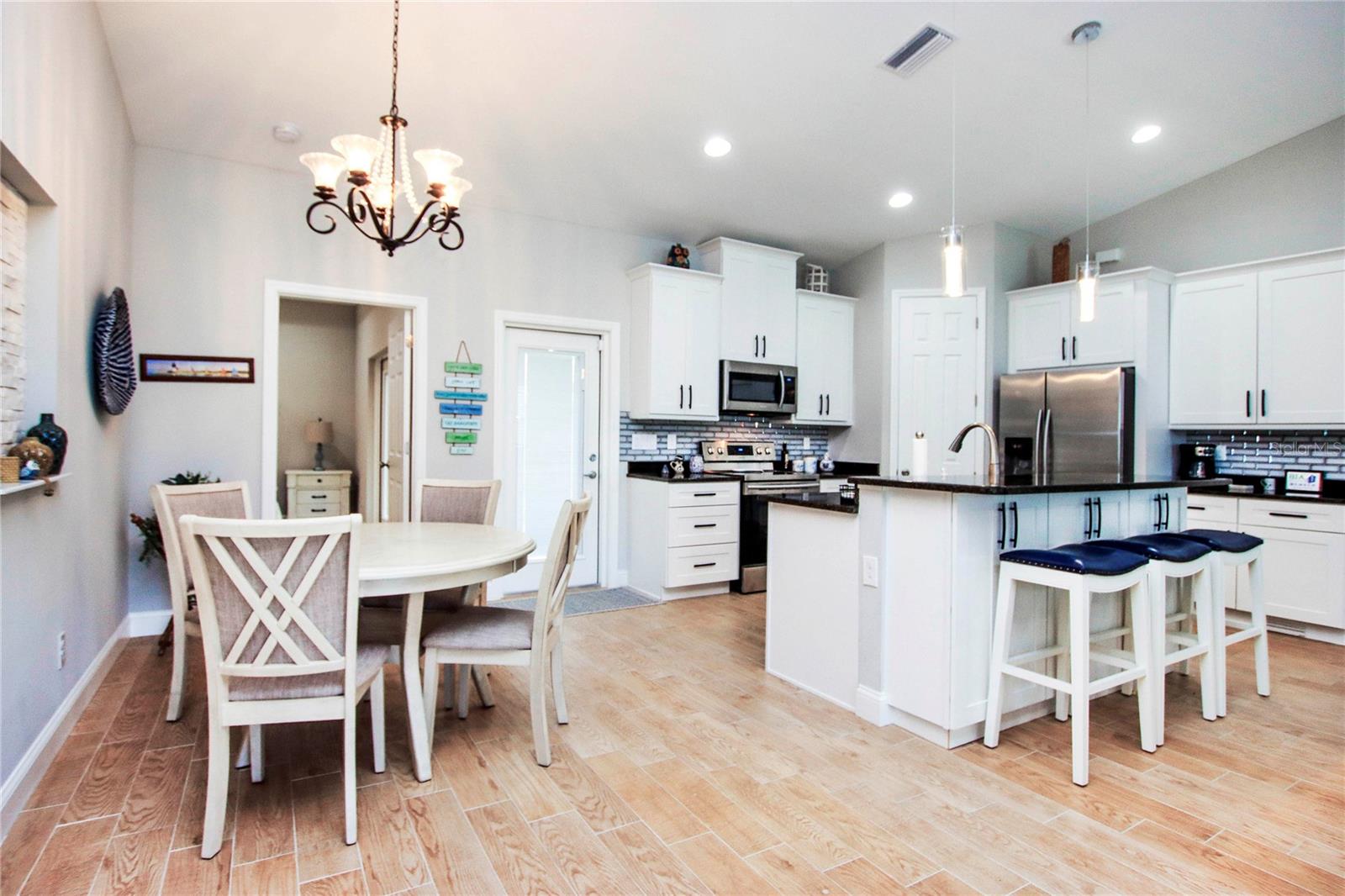 PORT CHARLOTTE SUB 41 - Residential Lease