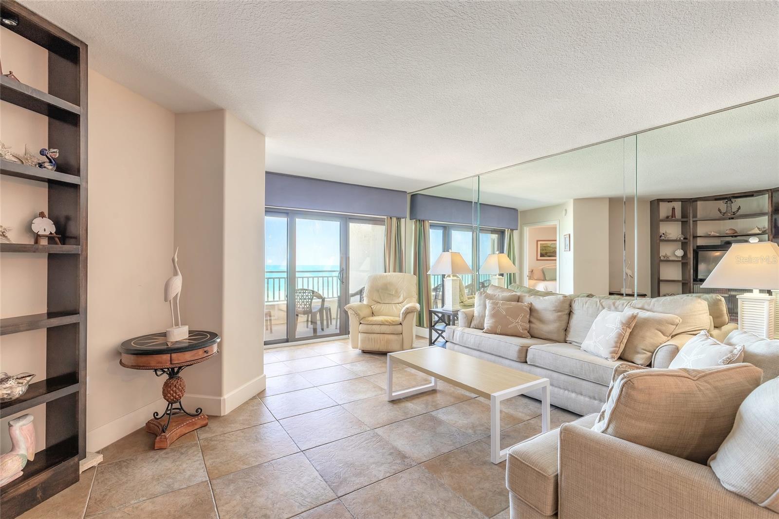 SEASCAPE TOWERS CONDO PH 01 - Residential